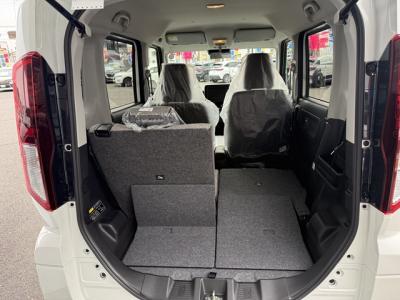 �X�y�[�V�A�@�V�����Îԁ@