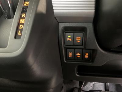 �X�y�[�V�A�@�V�����Îԁ@���i����Ӱ�����s�\��ϲ���ʲ��د�ނŔR���30.0km/L����ޭ�پݻڰ�ް��ڰ����ޯ��Ű�����Hi�ްтƌy���́���ގ�������ڰ����̗p��ق��㋉��ڰ��X�ɂ́�������ܰ�ײ���ޱ������ڰ�������ذ&�߯�����������Ĵ��݁����˰����۰ٻݼ���ނق���߼�݂́��S����������ׂȂǂ��t���Ă��܂��B