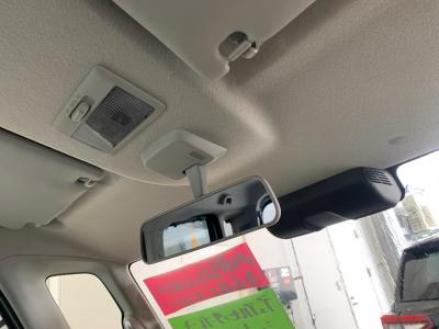 �X�y�[�V�A�@�V�����Îԁ@���i����Ӱ�����s�\��ϲ���ʲ��د�ނŔR���30.0km/L����ޭ�پݻڰ�ް��ڰ����ޯ��Ű�����Hi�ްтƌy���́���ގ�������ڰ����̗p��ق��㋉��ڰ��X�ɂ́�������ܰ�ײ���ޱ������ڰ�������ذ&�߯�����������Ĵ��݁����˰����۰ٻݼ���ނق���߼�݂́��S����������ׂȂǂ��t���Ă��܂��B