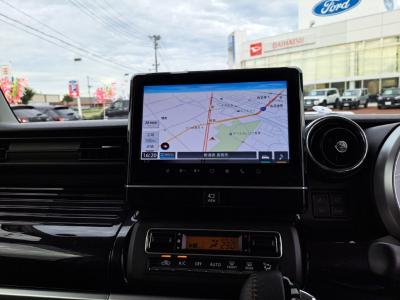�X�y�[�V�A�@�V�����Îԁ@���i����Ӱ�����s�\��ϲ���ʲ��د�ނŔR���WLTC21.2km/L���ڰ�ް��ڰ����ޯ��Ű�⁚��ގ�������ڰ���ڰ�ް�ٰ��C���̗p�����ق���������ܰ�ײ���ޱ��LEDͯ��ײā����ذ&�߯�����������Ĵ��݁����˰����۰ٻݼ���ށ�15�����Ф�X�ɵ�߼�݂́�8�������پ��TV&�ޯ���ׂ��t���Ă��܂��B