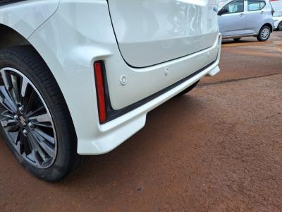 �X�y�[�V�A�@�V�����Îԁ@���i����Ӱ�����s�\��ϲ���ʲ��د�ނŔR���WLTC21.2km/L���ڰ�ް��ڰ����ޯ��Ű�⁚��ގ�������ڰ���ڰ�ް�ٰ��C���̗p�����ق���������ܰ�ײ���ޱ��LEDͯ��ײā����ذ&�߯�����������Ĵ��݁����˰����۰ٻݼ���ށ�15�����Ф�X�ɵ�߼�݂́�8�������پ��TV&�ޯ���ׂ��t���Ă��܂��B