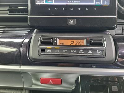 �X�y�[�V�A�@�V�����Îԁ@���i����Ӱ�����s�\��ϲ���ʲ��د�ނŔR���WLTC21.2km/L���ڰ�ް��ڰ����ޯ��Ű�⁚��ގ�������ڰ���ڰ�ް�ٰ��C���̗p�����ق���������ܰ�ײ���ޱ��LEDͯ��ײā����ذ&�߯�����������Ĵ��݁����˰����۰ٻݼ���ށ�15�����Ф�X�ɵ�߼�݂́�8�������پ��TV&�ޯ���ׂ��t���Ă��܂��B
