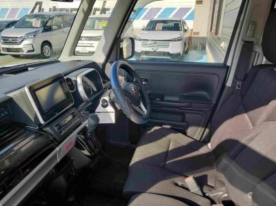 �X�y�[�V�A�@�V�����Îԁ@���i����Ӱ�����s�\��ϲ���ʲ��د�ނŔR���WLTC21.2km/L����د���ȶ��тŁ��ޭ�پݻڰ�ް��ڰ����ޯ��Ű����ގ�������ڰ�����ܰ�ײ���ޱ��LEDͯ��ײā����ذ&�߯�����������Ĵ��݁����˰����۰ٻݼ���ށ�ڰ�ް�ٰ�ނق��X�ɵ�߼��́���ذ����پ��TV���t���Ă��܂��B