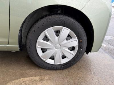 �\���I�@�V�����Îԁ@�ʐ����Ȃ�4WD!�����100kg���y�ʉ����������Ԃ��g��4�C��1.2L�ޭ�ټު�Ĵݼ�݂�CVT�ŔR���22.0km/L������́���ܰ�ײ���ޱ�����ذ&�߯������������ļ��˰����˰���t�ޱ�װ��ESP������h�~�����E�Ɨ��ײ���Լ�Ăق���߼�݂́���ذ��ށ�ETC���t���Ă��܂��