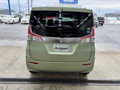 �\���I�@�V�����Îԁ@�ʐ����Ȃ�4WD!�����100kg���y�ʉ����������Ԃ��g��4�C��1.2L�ޭ�ټު�Ĵݼ�݂�CVT�ŔR���22.0km/L������́���ܰ�ײ���ޱ�����ذ&�߯������������ļ��˰����˰���t�ޱ�װ��ESP������h�~�����E�Ɨ��ײ���Լ�Ăق���߼�݂́���ذ��ށ�ETC���t���Ă��܂��