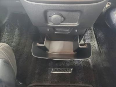 �\���I�o���f�B�b�h�@�V�����Îԁ@��۽��ق̍ŏ㋉���قœ��ʎd�l�ԡϲ���ʲ��د�ނɱ����STOP&CVT�ŔR���27.8km/L����ʑ����Ł�ڻް&�����޺��޼��&F���˰����������ܰ�ײ���ޱ�ق����ޭ�ٶ����ڰ���߰ā�LEDͯ��ײā�15�����Ё��ɲ��t���AC�����ذ&�߯�����čX�ɵ�߼�݂́�8�������پ��TV���ޯ���ׁ�ETC�t��!