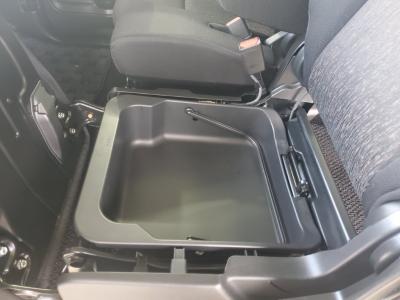 �X�y�[�V�A�@�V�����Îԁ@���i����Ӱ�����s�\��ϲ���ʲ��د�ނŔR���WLTC21.2km/L����ޭ�پݻڰ�ް��ڰ����ޯ��Ű��y���́���ގ�������ڰ����̗p����د���ȶ���GS�ɂ́���ܰ�ײ���ޱ��LEDͯ��ײā����ذ&�߯�����������Ĵ��݁����˰����۰ٻݼ���ޤ�X�ɵ�߼��́���ذ����پ��TV���t���Ă��܂��B