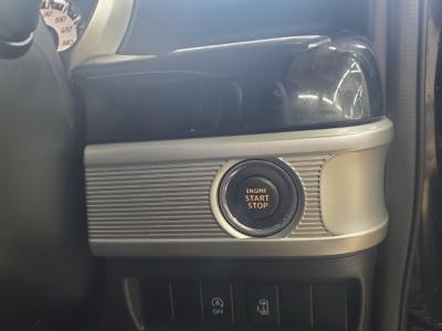 �X�y�[�V�A�@�V�����Îԁ@���i����Ӱ�����s�\��ϲ���ʲ��د�ނŔR���WLTC21.2km/L����ޭ�پݻڰ�ް��ڰ����ޯ��Ű��y���́���ގ�������ڰ����̗p����د���ȶ���GS�ɂ́���ܰ�ײ���ޱ��LEDͯ��ײā����ذ&�߯�����������Ĵ��݁����˰����۰ٻݼ���ޤ�X�ɵ�߼��́���ذ����پ��TV���t���Ă��܂��B