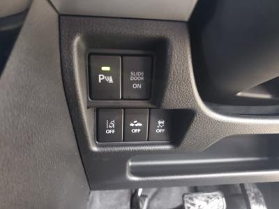 �X�y�[�V�A�@�V�����Îԁ@���i����Ӱ�����s�\��ϲ���ʲ��د�ނŔR���WLTC21.2km/L����ޭ�پݻڰ�ް��ڰ����ޯ��Ű��y���́���ގ�������ڰ����̗p����د���ȶ���GS�ɂ́���ܰ�ײ���ޱ��LEDͯ��ײā����ذ&�߯�����������Ĵ��݁����˰����۰ٻݼ���ޤ�X�ɵ�߼��́���ذ����پ��TV���t���Ă��܂��B