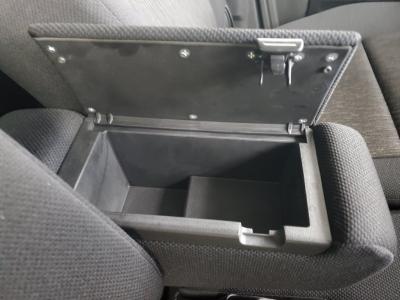 �X�y�[�V�A�@�V�����Îԁ@���i����Ӱ�����s�\��ϲ���ʲ��د�ނŔR���WLTC21.2km/L����ޭ�پݻڰ�ް��ڰ����ޯ��Ű��y���́���ގ�������ڰ����̗p����د���ȶ���GS�ɂ́���ܰ�ײ���ޱ��LEDͯ��ײā����ذ&�߯�����������Ĵ��݁����˰����۰ٻݼ���ޤ�X�ɵ�߼��́���ذ����پ��TV���t���Ă��܂��B