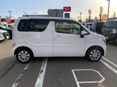 ���S���q�@�V�����Îԁ@6��ڌ��sܺ��R��R���JC08Ӱ��26.8�q/L�IR2�N����FA�ɂ�����޷���è��߰Ă��ݒ肳�ꁚ�ޭ�پݻ���ڰ�����ގ���ڰ���߰ā����߰�ݸ޿Ű�Ȃǂ��t���ق�����ڽ��ESP������h�~���d���i�[���ޱ�װ����ײ�޼���׽��ͯ��ײ����ײ�ް�ق���߼�݂́���ذ��ށ��ޯ���ׂȂǂ��t���Ă��܂�����s���Ȃ�25000km!