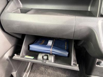 ���S���q�@�V�����Îԁ@6��ڌ��sܺ��R��R���JC08Ӱ��26.8�q/L�IR2�N����FA�ɂ�����޷���è��߰Ă��ݒ肳�ꁚ�ޭ�پݻ���ڰ�����ގ���ڰ���߰ā����߰�ݸ޿Ű�Ȃǂ��t���ق�����ڽ��ESP������h�~���d���i�[���ޱ�װ����ײ�޼���׽��ͯ��ײ����ײ�ް�ق���߼�݂́���ذ��ށ��ޯ���ׂȂǂ��t���Ă��܂�����s���Ȃ�22000km!