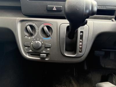 ���S���q�@�V�����Îԁ@6��ڌ��sܺ��R��R���JC08Ӱ��26.8�q/L�I����ڽ��ESP������h�~���d���i�[���ޱ�װ����ײ�޼���׽��ͯ��ײ����ײ�ް�ق���߼�݂́�CD���߂Ȃǂ��t���Ă��܂��