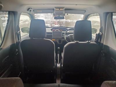 ���S���q�@�V�����Îԁ@�󏭂�5���ƭ��!H4�N8����ϲŰ��ݼނ������ĸ��ق�����߰�޻޲݂��ƭ��١�R���WLTC24.8km/L!�����́���޷���è��߰�(ڰ�ް��ڰ����ގ�������ڰ���ޯ��Ű)�����ذ&�߯�����������AC�����˰�����d���i�[�ޱ�װ�Ȃǂ��t���Ă��܂�!