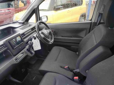 ���S���q�@�V�����Îԁ@6���ܺ��R��Ӱ�����s�\��ϲ���ʲ��د�ނ��̗p����R��33.4km/L�B���H2�N1����ϲ��݂Ł���޷���è��߰�(�ޭ�پݻڰ�ް��ڰ����ގ�������ڰ���ޯ��Ű)��W��������������ذ&�߯�����������AC���^�]�ȼ��˰�����d���i�[�ޱ�װ��ESP������h�~�ق���߼�݂́���ذ���&�ޯ���ׁ�ETC�Ȃǂ��t���Ă��܂�!