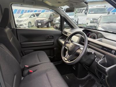 ���S���q�@�V�����Îԁ@H4�N8����ϲŰ��ݼނ������ĸ��ق�����߰�޻޲݂��ƭ��١�R���WLTC23.0km/L!�����́���޷���è��߰�(ڰ�ް��ڰ����ގ�������ڰ���ޯ��Ű)�����ذ&�߯�����������AC�����ļ��˰����˰���t�d���i�[�ޱ�װ�ق���߼�݂́���ذ���1���TV&�ޯ���ׁ�ETC�����ں���t���Ă��܂�!