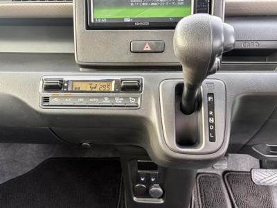 ���S���q�@�V�����Îԁ@H4�N8����ϲŰ��ݼނ������ĸ��ق�����߰�޻޲݂��ƭ��١�R���WLTC23.0km/L!�����́���޷���è��߰�(ڰ�ް��ڰ����ގ�������ڰ���ޯ��Ű)�����ذ&�߯�����������AC�����ļ��˰����˰���t�d���i�[�ޱ�װ�ق���߼�݂́���ذ���1���TV&�ޯ���ׁ�ETC�����ں���t���Ă��܂�!