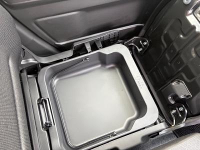 ���S���q�@�V�����Îԁ@H4�N8����ϲŰ��ݼނ������ĸ��ق�����߰�޻޲݂��ƭ��١�R���WLTC23.0km/L!�����́���޷���è��߰�(ڰ�ް��ڰ����ގ�������ڰ���ޯ��Ű)�����ذ&�߯�����������AC�����ļ��˰����˰���t�d���i�[�ޱ�װ�ق���߼�݂́���ذ���1���TV&�ޯ���ׁ�ETC�����ں���t���Ă��܂�!