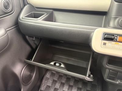 ���S���q�X�}�C���@�V�����Îԁ@R3�N9���ɐV�������ꂽ�ϲ١�����ײ���ޱ�̗��֐��ƍL��������ԡ�R���WLTCӰ��22.5km/L!�������e�́���޷���è��߰�(ڰ�ް��ڰ����ގ�������ڰ���ޯ��Ű)����ڽ�����AC�����˰�����d���i�[�ޱ�װ(˰���t)�Ȃǂ��t���Ă��܂�!��߼�ݶװ���߰��ܲ�!