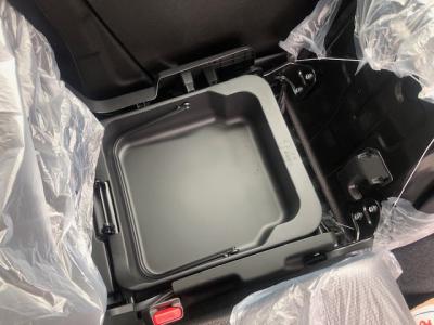 SqX}C@VÎԁ@R3N9ɏoϲ١ײޱƍLԡϲʲدނ̗pR4WDԂłWLTC23.6km/L!́޷è߰(ڰްڰގڰ߰ĥޯŰ)ܰײޱذ&߯āACUSBd˰ӰĊi[ޱװd߰ݸڰLEDͯײĂȂǂtĂ܂B