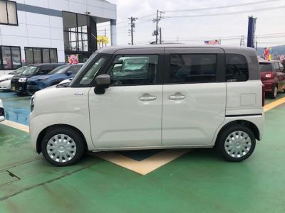 SqX}C@VÎԁ@R3N9ɏoϲ١ײޱƍLԡϲʲدނ̗pR4WDԂłWLTC23.6km/L!́޷è߰(ڰްڰގڰ߰ĥޯŰ)ܰײޱذ&߯āACUSBd˰ӰĊi[ޱװd߰ݸڰLEDͯײĂȂǂtĂ܂B