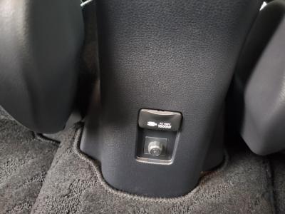 ANA@VÎԁ@R3N7ݼޡRWLTC33.6km/Lŏ㋉ڰZV256.5~ɂ́èݽ(َxڰްٰޥCŰ)LEDͯײāذ&߯āɲtAC10.5ށ360ׁvف15Ђق߼݂́TҲ(ԋ@\)8.6ETCt!