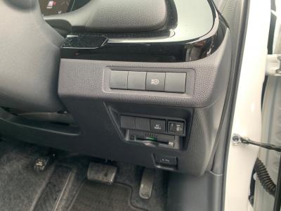 �A�N�A�@�V�����Îԁ@R3�N7������������ݼޡ�R���WLTC30.0km/L������́�������è�ݽ(����َx��ڰ�ް�ٰ�ށ�LEDͯ��ײā����ذ&�߯�����ā����AC���ި���ڲ���ި����ޯ���ׁ�USB&100V�d���ق���߼�݂́���ذ��ށ�ETC�t��!