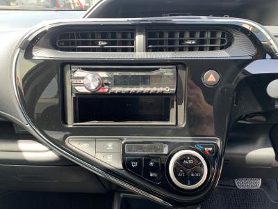 �A�N�A�@�V�����Îԁ@�l�C��ʲ��د�޺��߸Ĥ�R���34.4km/L!H29�N6����2�x�ڂ�ϲŰ��ݼނ���������̪���ð����߂���ݼޡ�����̫Ұ��ݕt����Ұ���ɂȂ�܂���������́���Ĵ��݁���ײ�޼���׽����ڽ�ق���߼�݂́�������è�ݽ(ڰ�ް��ڰ�)��CD�����ں���t���Ă��܂�!