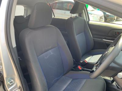 �A�N�A�@�V�����Îԁ@�l�C��ʲ��د�޺��߸Ĥ�R���34.4km/L!H29�N6����2�x�ڂ�ϲŰ��ݼނ���������̪���ð����߂���ݼޡ�����̫Ұ��ݕt����Ұ���ɂȂ�܂���������́���Ĵ��݁���ײ�޼���׽����ڽ�ق���߼�݂́�������è�ݽ(ڰ�ް��ڰ�)��CD�����ں���t���Ă��܂�!