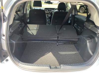 �A�N�A�@�V�����Îԁ@�l�C��ʲ��د�޺��߸Ĥ�R���34.4km/L!H29�N6����2�x�ڂ�ϲŰ��ݼނ���������̪���ð����߂���ݼޡ�����̫Ұ��ݕt����Ұ���ɂȂ�܂���������́���Ĵ��݁���ײ�޼���׽����ڽ�ق���߼�݂́�������è�ݽ(ڰ�ް��ڰ�)��CD�����ں���t���Ă��܂�!