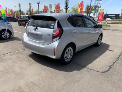 �A�N�A�@�V�����Îԁ@�l�C��ʲ��د�޺��߸Ĥ�R���34.4km/L!H29�N6����2�x�ڂ�ϲŰ��ݼނ���������̪���ð����߂���ݼޡ�����̫Ұ��ݕt����Ұ���ɂȂ�܂���������́���Ĵ��݁���ײ�޼���׽����ڽ�ق���߼�݂́�������è�ݽ(ڰ�ް��ڰ�)��CD�����ں���t���Ă��܂�!