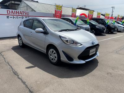 �A�N�A�@�V�����Îԁ@�l�C��ʲ��د�޺��߸Ĥ�R���34.4km/L!H29�N6����2�x�ڂ�ϲŰ��ݼނ���������̪���ð����߂���ݼޡ�����̫Ұ��ݕt����Ұ���ɂȂ�܂���������́���Ĵ��݁���ײ�޼���׽����ڽ�ق���߼�݂́�������è�ݽ(ڰ�ް��ڰ�)��CD�����ں���t���Ă��܂�!