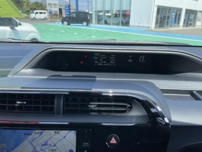 �A�N�A�@�V�����Îԁ@�l�C��ʲ��د�޺��߸Ĥ�R���34.4km/L!H29�N6����2�x�ڂ�ϲŰ��ݼނ���������̪���ð����߂���ݼޡ�����̫Ұ��ݕt����Ұ���ɂȂ�܂���������́���Ĵ��݁���ײ�޼���׽����ڽ�ق���߼�݂́�������è�ݽ(ڰ�ް��ڰ�)����ذ���&�ޯ���ׁ�ETC���t���Ă��܂�!
