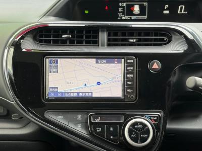 �A�N�A�@�V�����Îԁ@�l�C��ʲ��د�޺��߸Ĥ�R���34.4km/L!H29�N6����2�x�ڂ�ϲŰ��ݼނ���������̪���ð����߂���ݼޡ�����̫Ұ��ݕt����Ұ���ɂȂ�܂���������́���Ĵ��݁���ײ�޼���׽����ڽ�ق���߼�݂́�������è�ݽ(ڰ�ް��ڰ�)����ذ���1���TV�������ިPKG(�ޯ���ץ����ٽ��)��ETC���t���Ă��܂�!