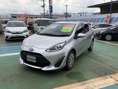 �A�N�A�@�V�����Îԁ@�l�C��ʲ��د�޺��߸Ĥ�R���34.4km/L!H29�N6����2�x�ڂ�ϲŰ��ݼނ���������̪���ð����߂���ݼޡ�����̫Ұ��ݕt����Ұ���ɂȂ�܂���������́���Ĵ��݁���ײ�޼���׽����ڽ�ق���߼�݂́�������è�ݽ(ڰ�ް��ڰ�)����ذ���1���TV�������ިPKG(�ޯ���ץ����ٽ��)��ETC���t���Ă��܂�!