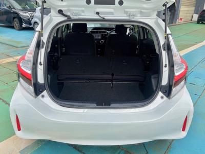 �A�N�A�@�V�����Îԁ@�l�C��ʲ��د�޺��߸Ĥ�R���34.4km/L!H29�N6����2�x�ڂ�ϲŰ��ݼނ���������̪���ð����߂���ݼޡ�����̫Ұ��ݕt����Ұ���ɂȂ�܂���������́���Ĵ��݁���ײ�޼���׽����ڽ�ق���߼�݂́�������è�ݽ(ڰ�ް��ڰ�)����ذ���1���TV&�ޯ���ׁ�ETC���t���Ă��܂�!