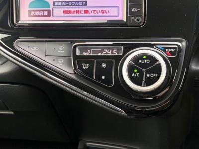 �A�N�A�@�V�����Îԁ@�l�C��ʲ��د�޺��߸Ĥ�R���34.4km/L!H29�N6����2�x�ڂ�ϲŰ��ݼނ���������̪���ð����߂���ݼޡ�����̫Ұ��ݕt����Ұ���ɂȂ�܂���������́���Ĵ��݁���ײ�޼���׽����ڽ�ق���߼�݂́�������è�ݽ(ڰ�ް��ڰ�)����ذ���1���TV&�ޯ���ׁ�ETC���t���Ă��܂�!