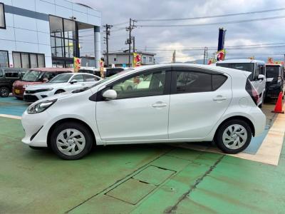 �A�N�A�@�V�����Îԁ@�l�C��ʲ��د�޺��߸Ĥ�R���34.4km/L!H29�N6����2�x�ڂ�ϲŰ��ݼނ���������̪���ð����߂���ݼޡ�����̫Ұ��ݕt����Ұ���ɂȂ�܂���������́���Ĵ��݁���ײ�޼���׽����ڽ�ق���߼�݂́�������è�ݽ(ڰ�ް��ڰ�)����ذ���1���TV&�ޯ���ׁ�ETC���t���Ă��܂�!