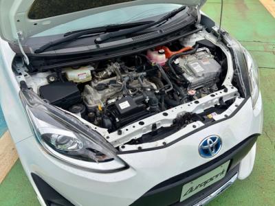 �A�N�A�@�V�����Îԁ@�l�C��ʲ��د�޺��߸Ĥ�R���34.4km/L!H29�N6����2�x�ڂ�ϲŰ��ݼނ���������̪���ð����߂���ݼޡ�����̫Ұ��ݕt����Ұ���ɂȂ�܂���������́���Ĵ��݁���ײ�޼���׽����ڽ�ق���߼�݂́�������è�ݽ(ڰ�ް��ڰ�)����ذ���1���TV&�ޯ���ׁ�ETC���t���Ă��܂�!