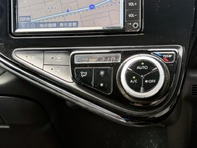 �A�N�A�@�V�����Îԁ@�l�C��ʲ��د�޺��߸Ĥ�R���WLTC27.2km/L!H29�N6����2�x�ڂ�ϲŰ��ݼނ���������̪���ð����߂���ݼޡ�����̫Ұ��ݕt����Ұ���ɂȂ�܂���������́���Ĵ��݁���ײ�޼���׽����ڽ�ق���߼�݂́�������è�ݽ(ڰ�ް��ڰ�)����ذ���1���TV&�ޯ���ׁ�ETC���t���Ă��܂�!