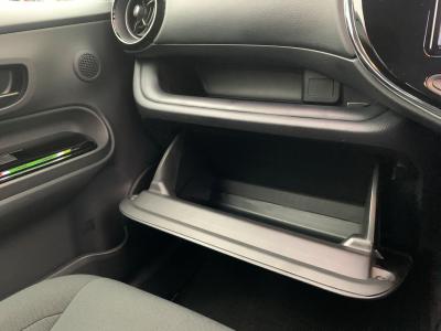 �A�N�A�@�V�����Îԁ@H29�N6����2�x�ڂ�ϲŰ��ݼނ���������̪���ð����߂�ύX������̫Ұ��ݕt����Ұ���ɂȂ�܂�������ʎd�l�ԂŁ�������è�ݽ(ڰ�ް��ڰ�)���ϰĴ��ذPKG(���ذ&�߯������)����ׯ������Ȃǂ��t�������߼�݂́�LEDͯ��ײā�15�����Ё���ذ����پ��TV&�ޯ���ׁ�ETC�t��!