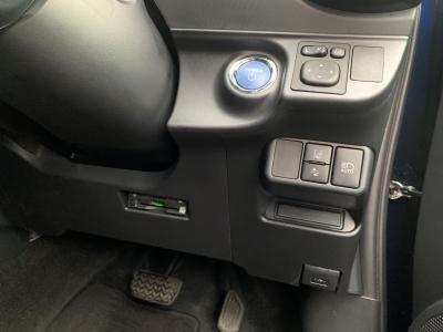 �A�N�A�@�V�����Îԁ@H29�N6����2�x�ڂ�ϲŰ��ݼނ���������̪���ð����߂�ύX������̫Ұ��ݕt����Ұ���ɂȂ�܂�������ʎd�l�ԂŁ�������è�ݽ(ڰ�ް��ڰ�)���ϰĴ��ذPKG(���ذ&�߯������)����ׯ������Ȃǂ��t�������߼�݂́�LEDͯ��ײā�15�����Ё���ذ����پ��TV&�ޯ���ׁ�ETC�t��!