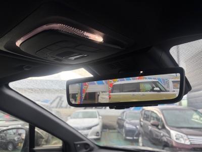 ���y�S�w�@�V�����Îԁ@R4�N5���ɏo���V�^�d�C�����ԡ4WD�͍ő�q������540km�ōŏ㋉��ڰ��Z(�V��650���~)�ɂ́�12.3������TV��360����ׁ�ETC��JBL����ށ�ڻް��ܰ��ā��S�ȼ��˰���������˰������ܰ�ޯ��ޱ��18�����Ё�LEDײā�T���è�ݽ��T���Ҳ�(��������)���ق���߼�݂́������Ѱ�ٰ̂��t���Ă��܂��B