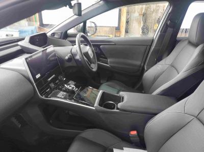 ���y�S�w�@�V�����Îԁ@R4�N5���ɏo���V�^�d�C�����ԡ4WD�͍ő�q������540km�ōŏ㋉��ڰ��Z(�V��650���~)�ɂ́�12.3������TV��360����ׁ�ETC��JBL����ށ�ڻް��ܰ��ā��S�ȼ��˰���������˰������ܰ�ޯ��ޱ��18�����Ё�LEDײā�T���è�ݽ��T���Ҳ�(��������)���ق���߼�݂́������Ѱ�ٰ̂��t���Ă��܂��B