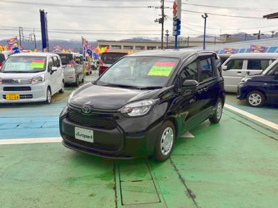 �V�G���^�@�V�����Îԁ@R4�N8������������ݼޡ7�l�����߸ġ�����STOP�t1.5L�ݼ�݂�CVT�ŔR���WLTC18.3km/L!�㋉��ڰ�ނ�G�Ł�������è�ݽ(ڰ�ް��ڰ��ڰ�ް�ٰ��)��������ܰ�ײ���ޱ�����ذ&�߯������������AC��8�����ށ��ޯ���ׂق���߼�݂́��پ��TV��ETC�Ȃǂ��t���Ă��܂�!