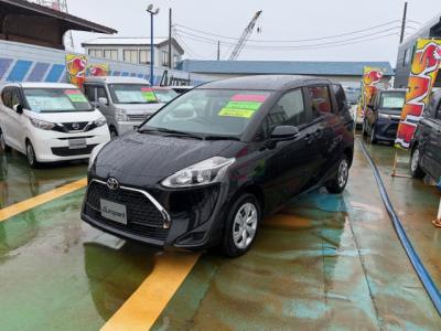 �V�G���^�@�V�����Îԁ@�ʐ����Ȃ�4WD6�l���!H30�N9����ϲŰ��ݼނŌ���^�ɂȂ�����̪����ύX�1.5L�ݼ�݂�CVT�ŔR���15.4km/L!�������e�́���ܰ�ײ���ޱ����ڽ����ײ�޼���׽��S-VSC������h�~�ق���߼�݂́���ذ���&�ޯ���ׁ�ETC���t���Ă��܂��B