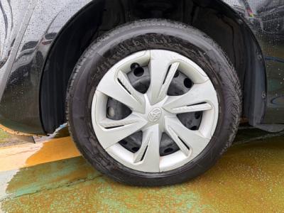 �V�G���^�@�V�����Îԁ@�ʐ����Ȃ�4WD6�l���!H30�N9����ϲŰ��ݼނŌ���^�ɂȂ�����̪����ύX�1.5L�ݼ�݂�CVT�ŔR���15.4km/L!�������e�́���ܰ�ײ���ޱ����ڽ����ײ�޼���׽��S-VSC������h�~�ق���߼�݂́���ذ���&�ޯ���ׁ�ETC���t���Ă��܂��B