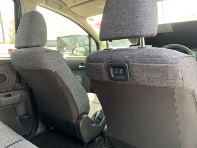 �V�G���^�@�V�����Îԁ@R4�N8������������ݼޡ5�l�����߸ġ1.5L�ݼ�݂�CVT�ŔR���WLTC18.4km/L!�ŏ㋉��ڰ�ނ�Z�Ł�������è�ݽ(ڰ�ް��ڰ��ڰ�ް�ٰ��)��������ܰ�ײ���ޱ�����ذ&�߯������������AC��10.5�������پ��TV�������360����ׁ�ETC�ق���߼�݂́�15�����ЂȂǂ��t���Ă��܂�!