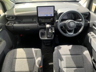 �V�G���^�@�V�����Îԁ@R4�N8������������ݼޡ5�l�����߸ġ1.5L�ݼ�݂�CVT�ŔR���WLTC18.4km/L!�ŏ㋉��ڰ�ނ�Z�Ł�������è�ݽ(ڰ�ް��ڰ��ڰ�ް�ٰ��)��������ܰ�ײ���ޱ�����ذ&�߯������������AC��10.5�������پ��TV�������360����ׁ�ETC�ق���߼�݂́�15�����ЂȂǂ��t���Ă��܂�!