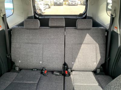 �V�G���^�@�V�����Îԁ@R4�N8������������ݼޡ5�l�����߸ġ1.5L�ݼ�݂�CVT�ŔR���WLTC18.4km/L!�ŏ㋉��ڰ�ނ�Z�Ł�������è�ݽ(ڰ�ް��ڰ��ڰ�ް�ٰ��)��������ܰ�ײ���ޱ�����ذ&�߯������������AC��10.5�������پ��TV�������360����ׁ�ETC�ق���߼�݂́�15�����ЂȂǂ��t���Ă��܂�!